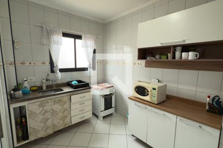 Cozinha de apartamento para alugar com 2 quartos, 70m² em Aviação, Praia Grande