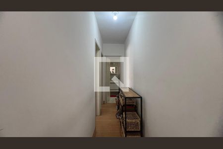 Corredor de apartamento à venda com 2 quartos, 63m² em Pinheiros, São Paulo