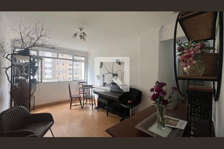 Sala  de apartamento à venda com 2 quartos, 63m² em Pinheiros, São Paulo