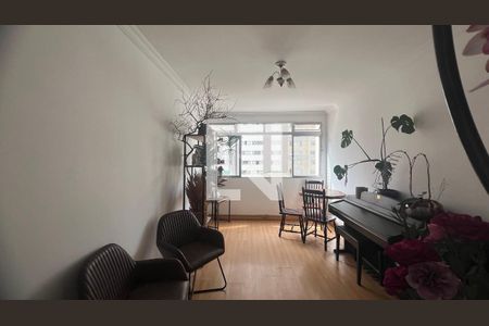 Sala  de apartamento à venda com 2 quartos, 63m² em Pinheiros, São Paulo
