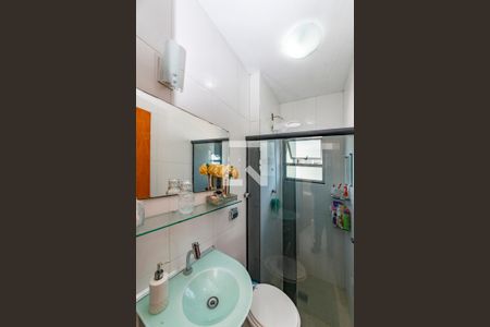Banheiro de apartamento à venda com 3 quartos, 75m² em Jardim America, Belo Horizonte