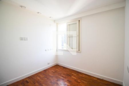 Quarto de apartamento à venda com 2 quartos, 87m² em Itaim Bibi, São Paulo