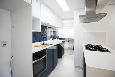 Cozinha de apartamento à venda com 2 quartos, 87m² em Itaim Bibi, São Paulo