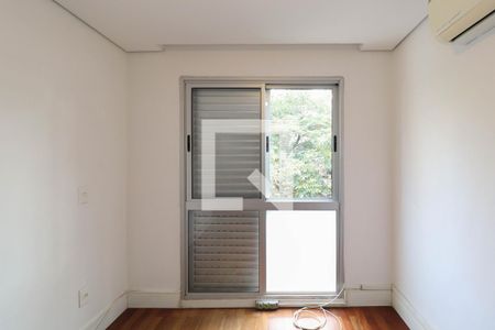 Suíte de apartamento à venda com 2 quartos, 115m² em Vila Madalena, São Paulo