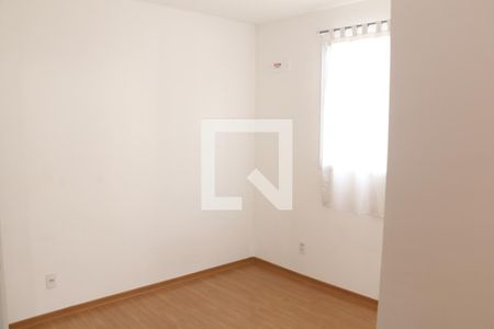 Quarto 1  de apartamento para alugar com 2 quartos, 42m² em Jardim Alvorada, Nova Iguaçu