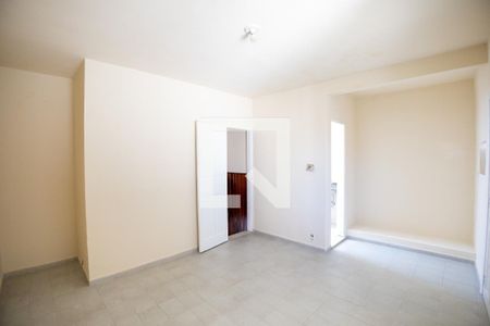 Quarto de casa para alugar com 1 quarto, 90m² em Campo Grande, Rio de Janeiro