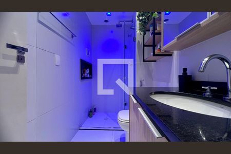 Banheiro de apartamento à venda com 1 quarto, 50m² em Pinheiros, São Paulo