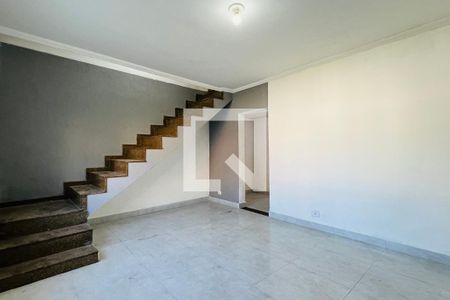 Sala de casa à venda com 3 quartos, 170m² em Jardim Moreira, Guarulhos