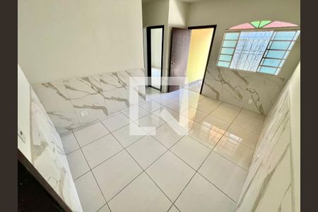 Casa para alugar com 2 quartos, 70m² em Mantiqueira, Belo Horizonte