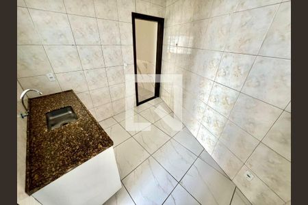 Cozinha de casa para alugar com 2 quartos, 70m² em Mantiqueira, Belo Horizonte