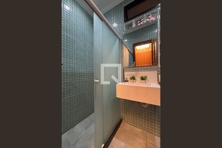 Banheiro social de apartamento para alugar com 1 quarto, 23m² em Copacabana, Rio de Janeiro