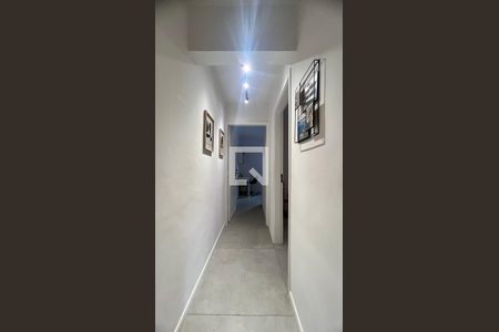 Corredor de apartamento à venda com 2 quartos, 58m² em Pinheiros, São Paulo