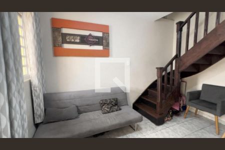 Foto 02 de casa à venda com 2 quartos, 90m² em Vila Monumento, São Paulo