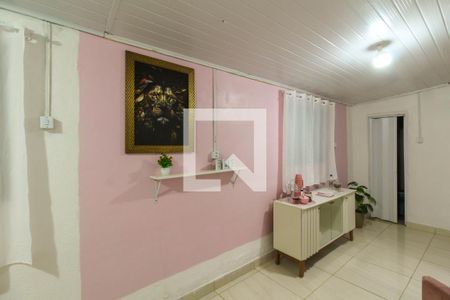 Quarto de Serviço de casa à venda com 3 quartos, 420m² em Mathias Velho, Canoas