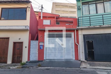Fachada e placa de casa para alugar com 5 quartos, 422m² em Jardim dos Camargos, Barueri