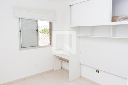 Quarto 2 de apartamento para alugar com 2 quartos, 55m² em Vila da Paz, São Paulo