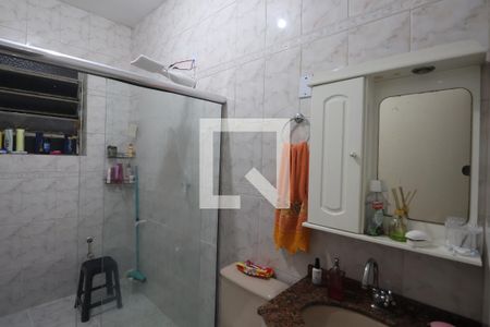 Banheiro de apartamento à venda com 2 quartos, 88m² em Niterói, Canoas