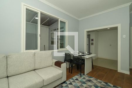 Sala de apartamento à venda com 2 quartos, 90m² em São Geraldo, Porto Alegre