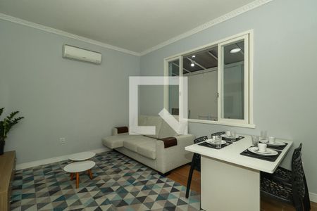 Sala de apartamento à venda com 2 quartos, 90m² em São Geraldo, Porto Alegre