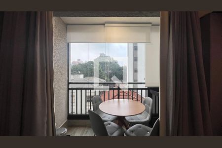 Sacada de kitnet/studio à venda com 1 quarto, 27m² em Pinheiros, São Paulo
