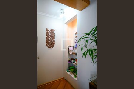 Entrada de apartamento à venda com 3 quartos, 103m² em Aclimação, São Paulo