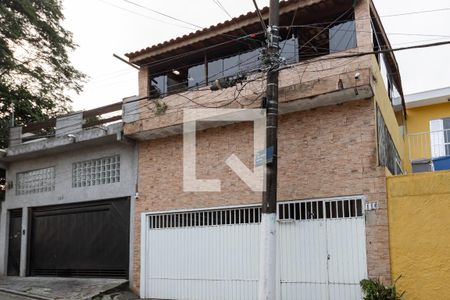 Fachada de casa à venda com 3 quartos, 95m² em Jardim São Luís, São Paulo