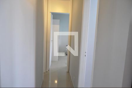 Corredor de apartamento à venda com 2 quartos, 51m² em Engenho de Dentro, Rio de Janeiro