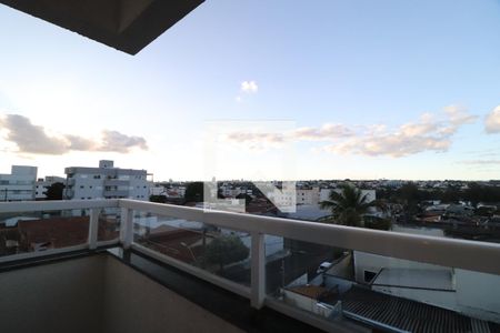 Sacada de apartamento para alugar com 2 quartos, 66m² em Santa Mônica, Uberlândia