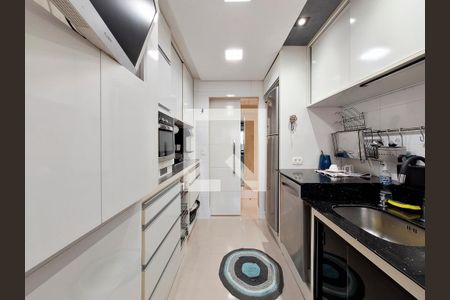 Cozinha de apartamento à venda com 3 quartos, 70m² em Vila Nova Cachoeirinha, São Paulo