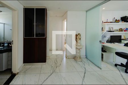 Sala de apartamento à venda com 3 quartos, 214m² em Buritis, Belo Horizonte