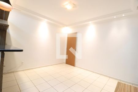 Sala de apartamento para alugar com 2 quartos, 45m² em Mansour, Uberlândia