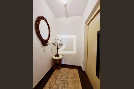 Hall de entrada de apartamento para alugar com 3 quartos, 144m² em Fazenda Morumbi, São Paulo