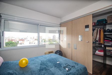 Suite de apartamento à venda com 2 quartos, 60m² em Azenha, Porto Alegre