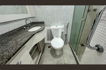 Banheiro quarto 1 de apartamento à venda com 4 quartos, 210m² em Recreio dos Bandeirantes, Rio de Janeiro