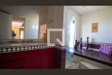 Banheiro da Suíte 1 de casa para alugar com 3 quartos, 1500m² em Vargem Grande, Rio de Janeiro