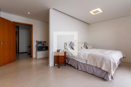 Suíte de casa à venda com 4 quartos, 380m² em Brooklin, São Paulo