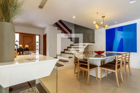 Sala de casa à venda com 4 quartos, 380m² em Brooklin, São Paulo