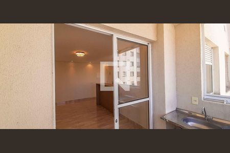 Sacada de apartamento para alugar com 2 quartos, 50m² em Conceicao, Osasco
