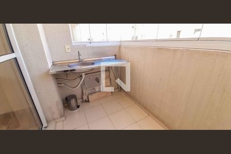 Sacada de apartamento para alugar com 2 quartos, 50m² em Conceicao, Osasco