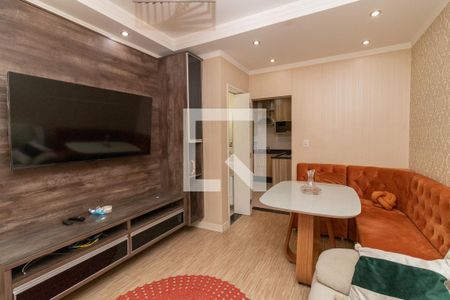 Sala de casa de condomínio para alugar com 2 quartos, 80m² em Vila Ré, São Paulo