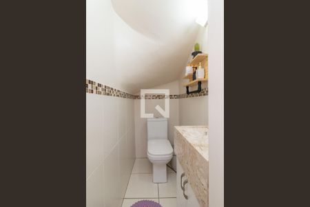 Lavabo de casa de condomínio para alugar com 2 quartos, 80m² em Vila Ré, São Paulo