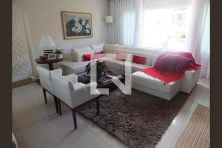 Casa à venda com 4 quartos, 480m² em Vila Antonio, São Paulo