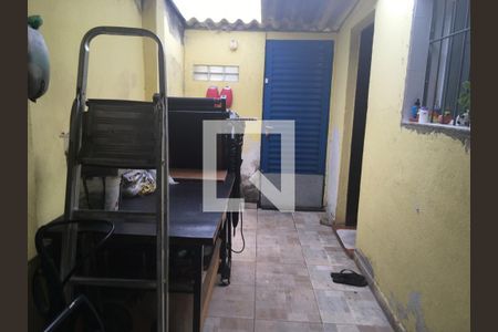 Casa à venda com 2 quartos, 160m² em Jardim Maria Luiza, São Paulo