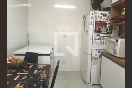 Casa à venda com 2 quartos, 160m² em Jardim Maria Luiza, São Paulo