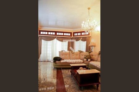 Casa à venda com 3 quartos, 576m² em Vila Antonio, São Paulo