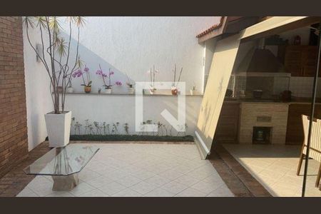 Casa à venda com 3 quartos, 180m² em Butantã, São Paulo