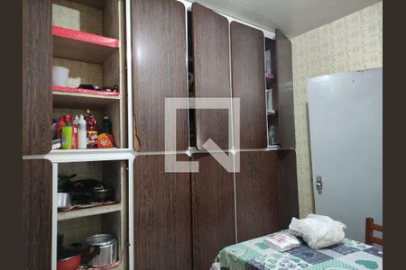 Casa à venda com 4 quartos, 190m² em Rio Pequeno, São Paulo