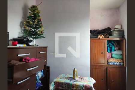 Casa à venda com 4 quartos, 190m² em Rio Pequeno, São Paulo