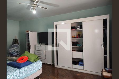 Casa à venda com 4 quartos, 190m² em Rio Pequeno, São Paulo