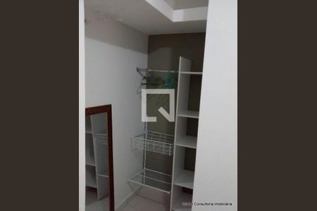 Casa à venda com 8 quartos, 200m² em Rio Pequeno, São Paulo